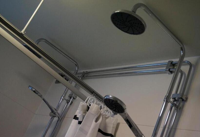 家庭房间共用浴室, Kristinebergs Bed & Breakfast