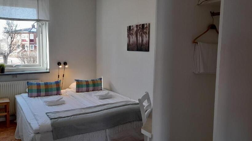 家庭间, Kristinebergs Bed & Breakfast