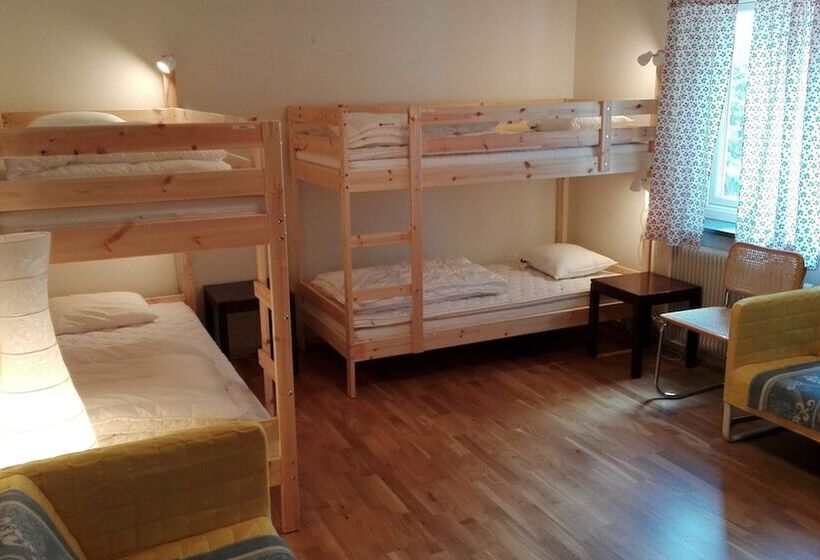 غرفة عائلية حمام مشترك, Kristinebergs Bed & Breakfast
