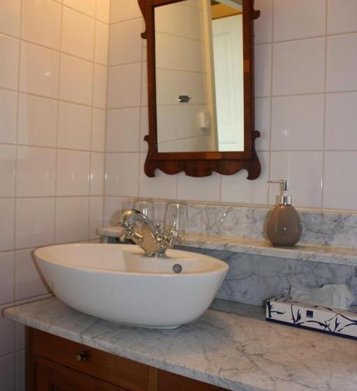 Номер Стандарт Вид на Море, Farmors Lycka