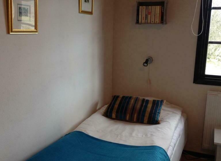 标准间, Vita Stenen Rum Och Restaurang