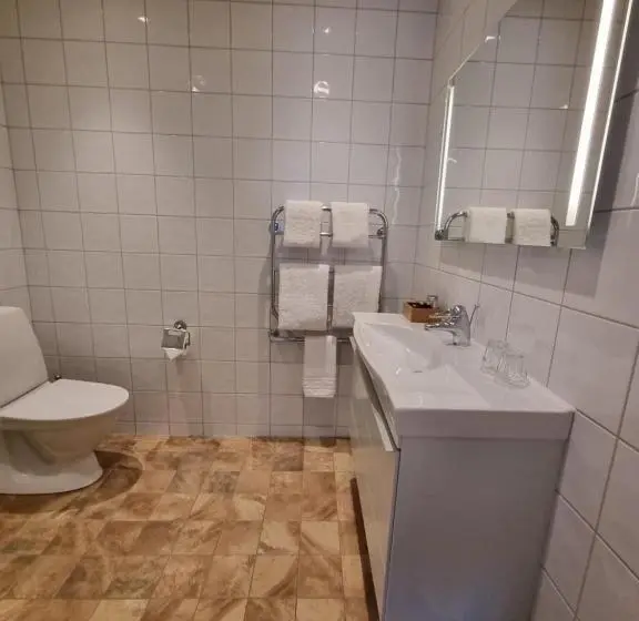 身障者適用スタンダードルーム, Gamla Järnhandeln   Norrskedika Hotell