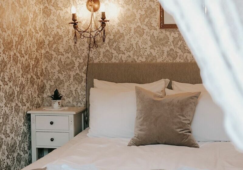 Номер Стандарт, Gamlebyen Hotell   Fredrikstad