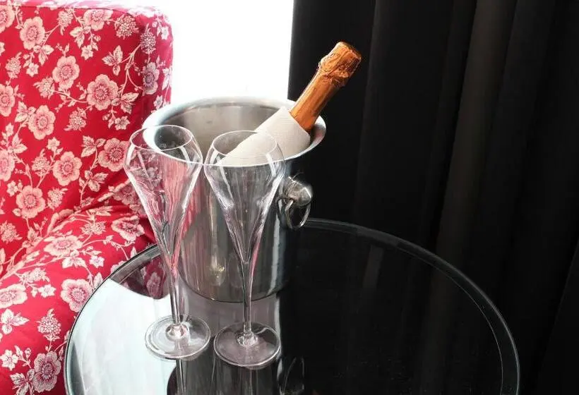 Comfort-huone, Grand Hotel Monopole