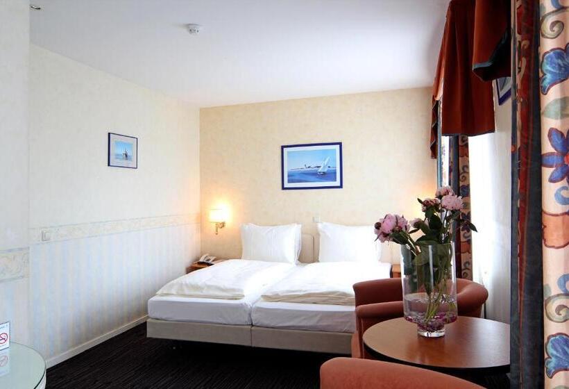 컴포트 룸, Grand Hotel Monopole