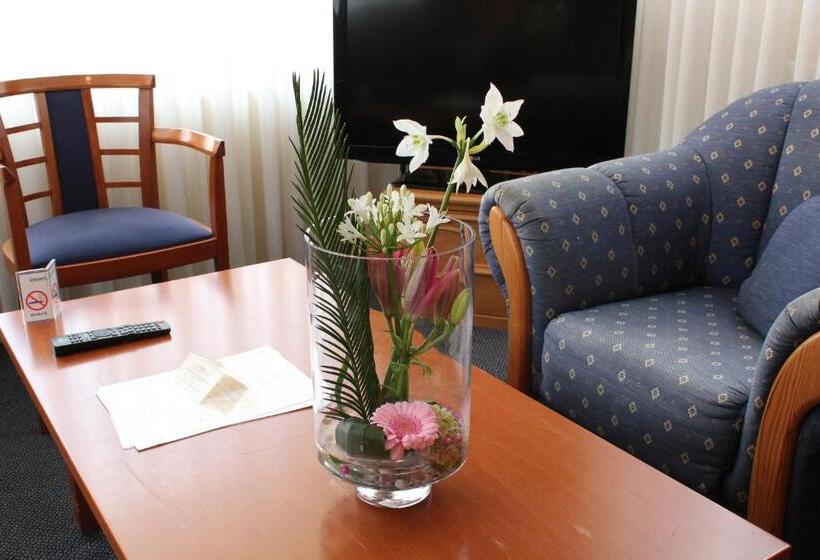 주니어 스위트, Grand Hotel Monopole