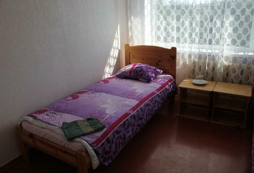 اتاق استاندارد یک نفره, Hostel Nele