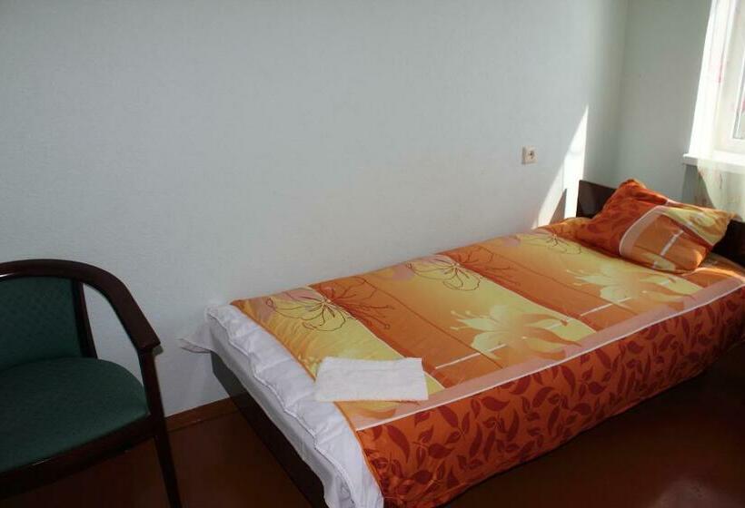 اتاق استاندارد یک نفره, Hostel Nele