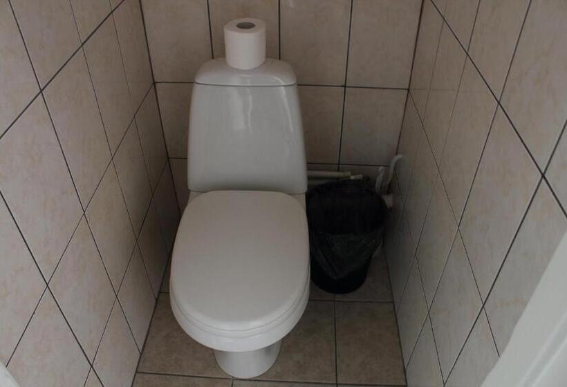 اتاق استاندارد سه نفره, Hostel Nele