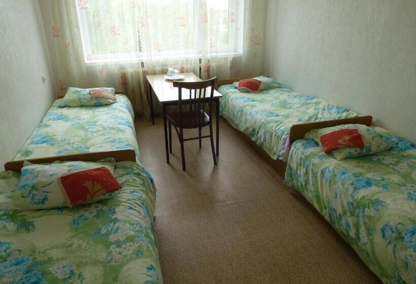 اتاق استاندارد چهار تخته, Hostel Nele