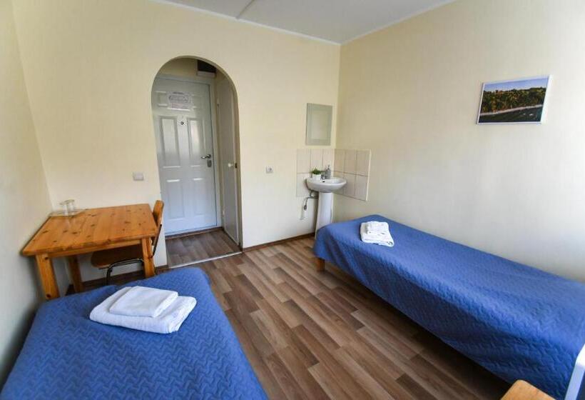 اتاق استاندارد, Hostel Nele