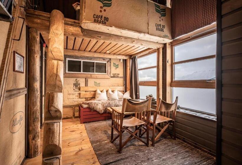 Люкс, Basecamp