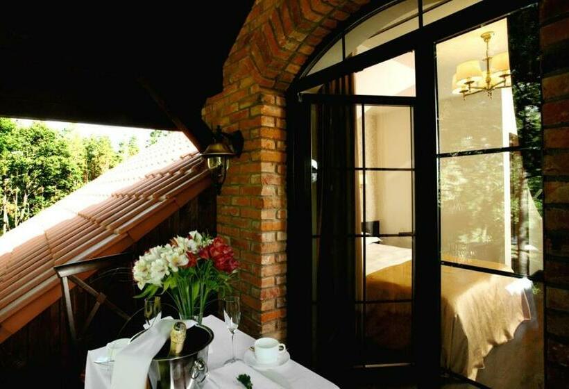 سوییت جونیور, Dzūkijos Dvaras