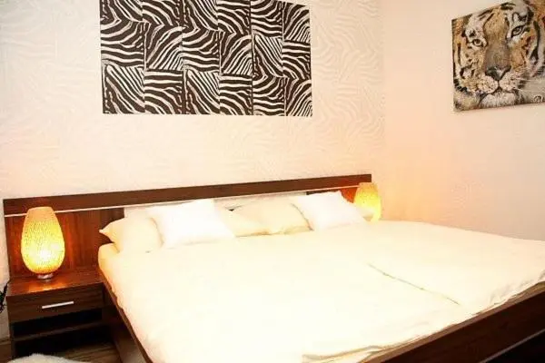 Suite, Elegance