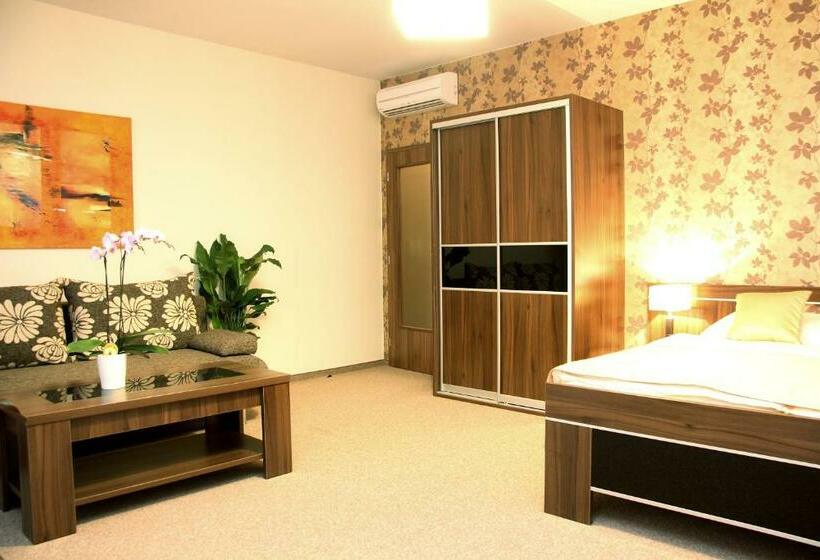 スタンダードルーム, Elegance