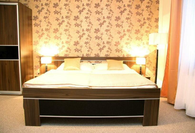 スタンダードルーム, Elegance