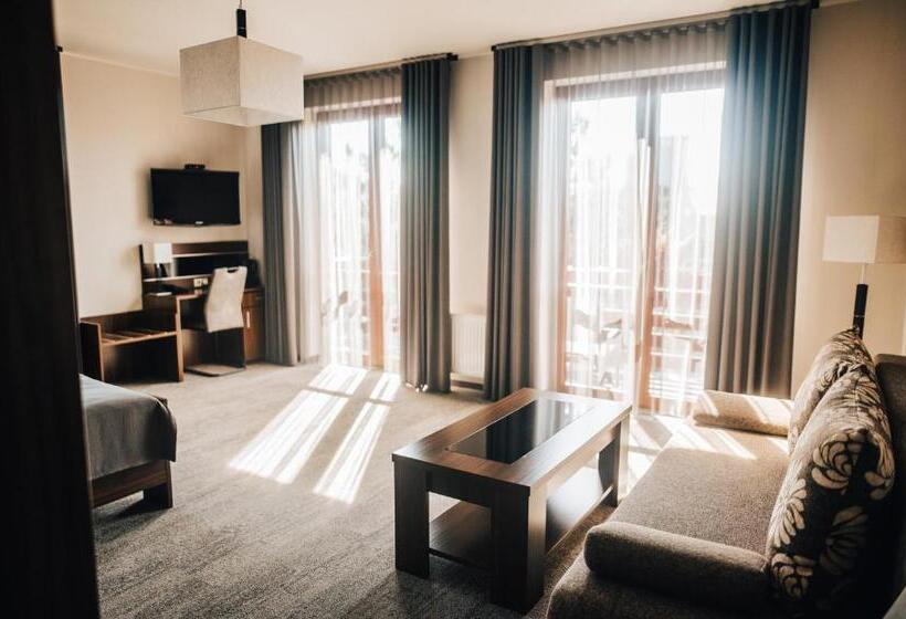 スタンダードルーム, Elegance