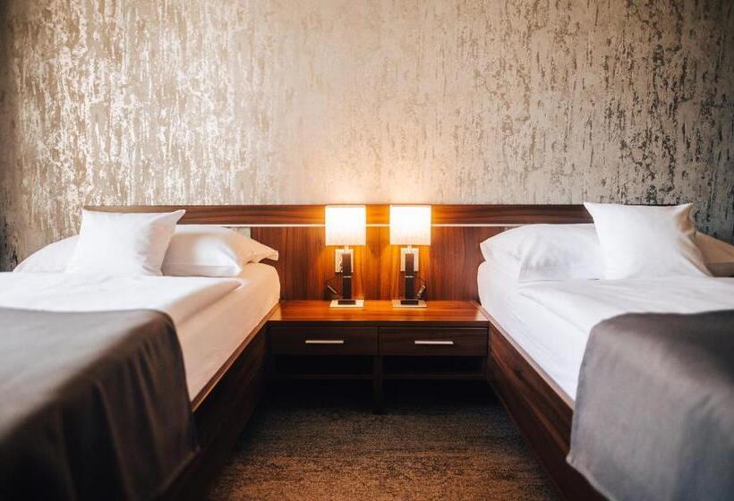 スタンダードルーム, Elegance