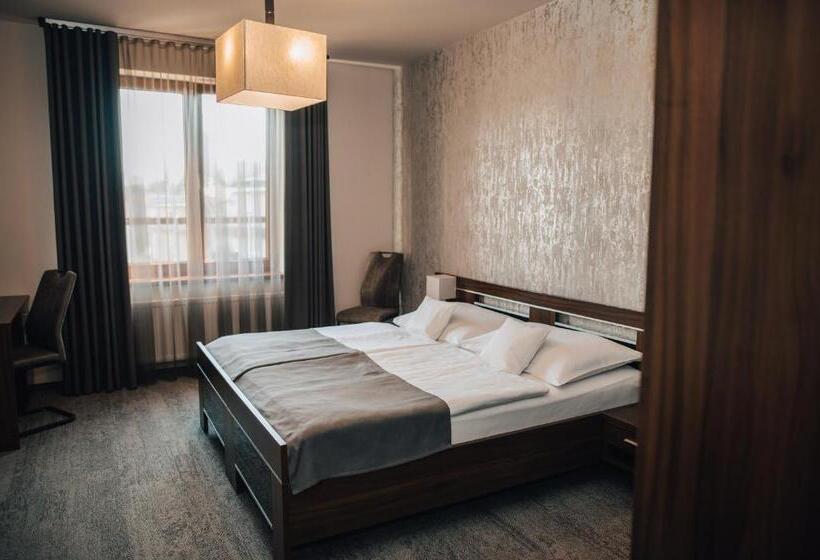Номер Стандарт, Elegance