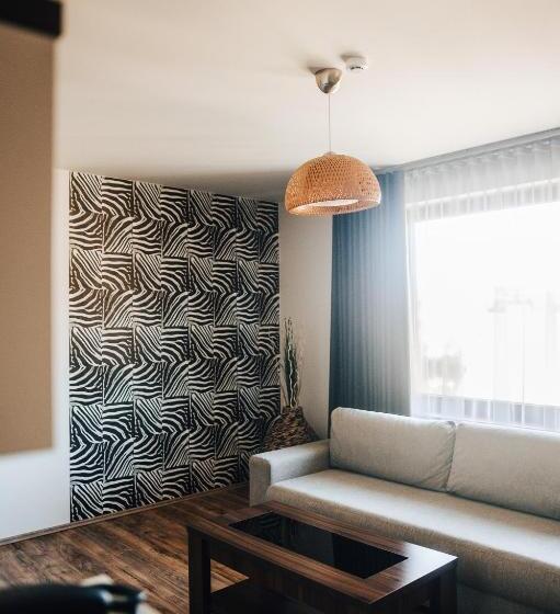 スイート, Elegance