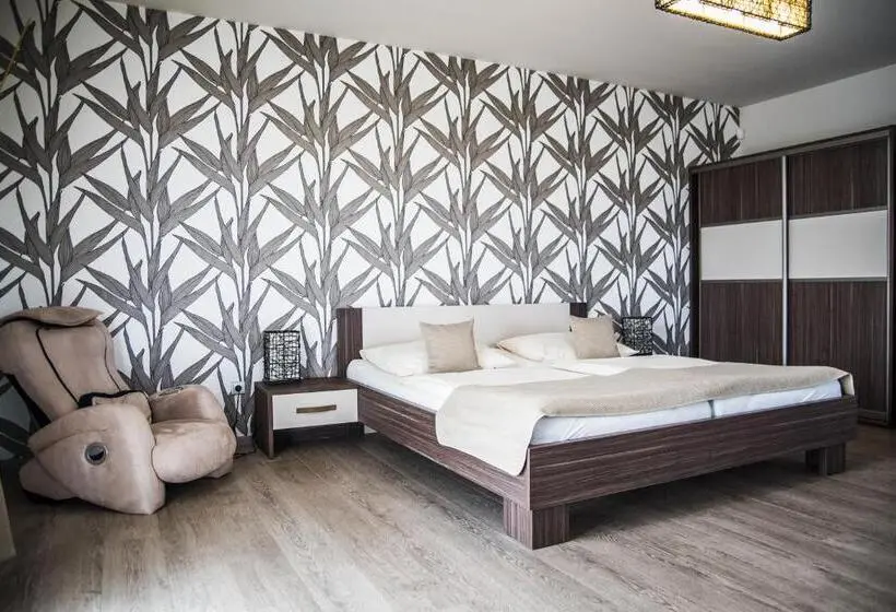 Suite, Elegance