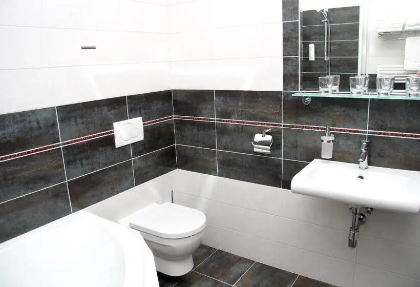 Suite, Elegance
