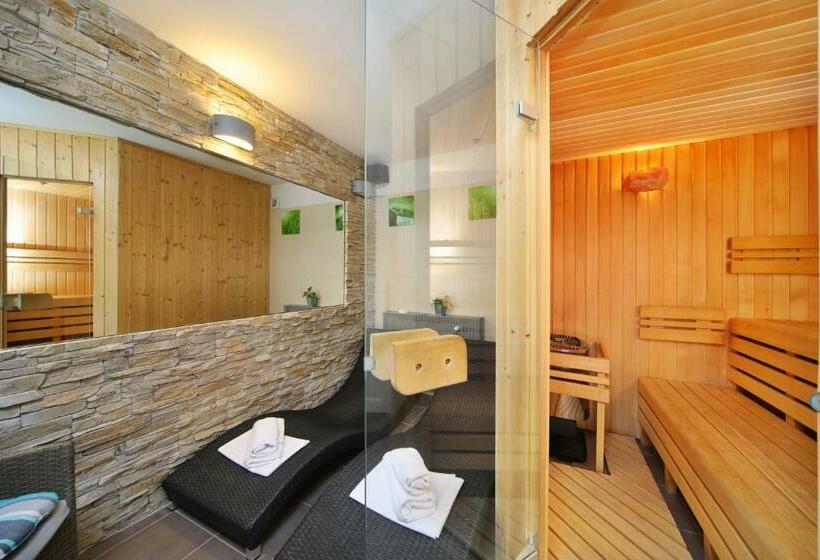 חדר סטנדרט, Erika