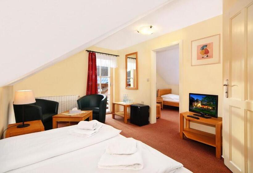 סוויטה משפחתית, Erika