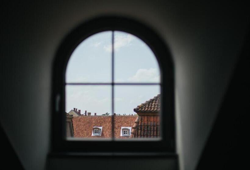 اتاق استاندارد, Kuldigas Metropole