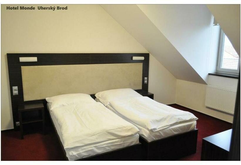 スタンダードルーム, Monde