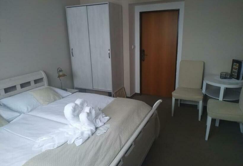 Номер Стандарт, Panský Dům