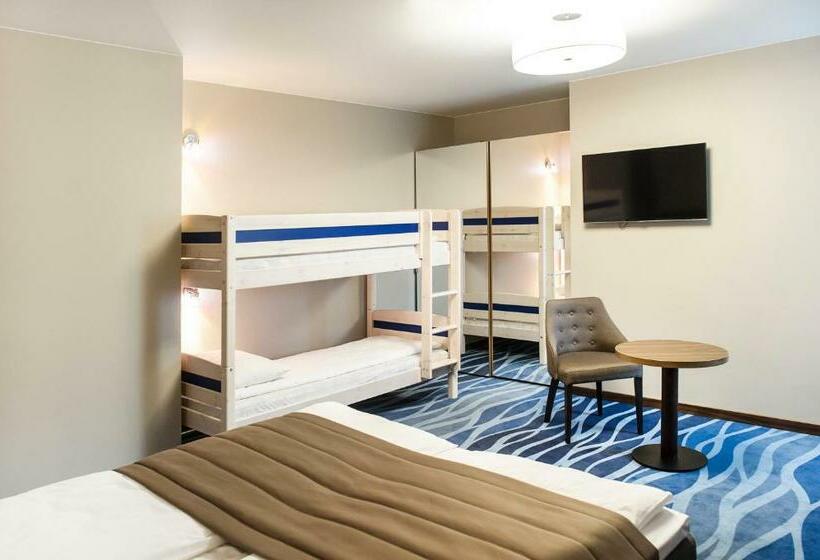 اتاق خانوادگی, Porto