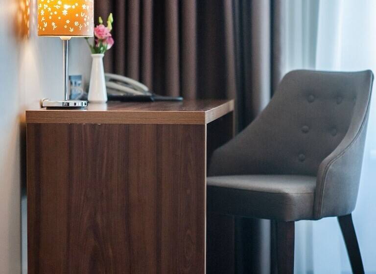 اتاق استاندارد, Porto