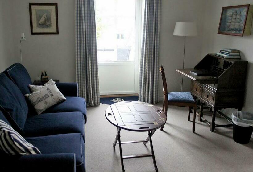 סוויטה, Rederiet