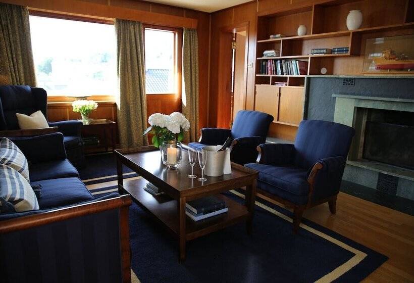 סוויטה, Rederiet