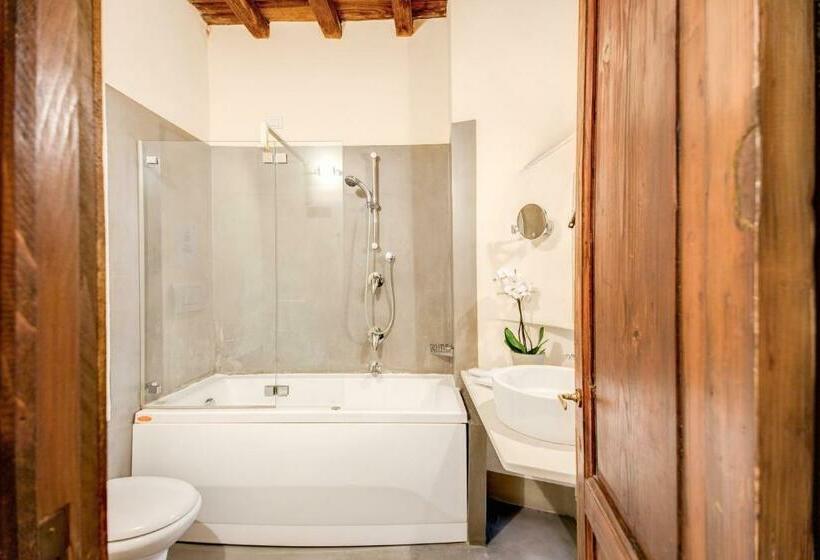 اتاق سوپریور, Residenza Torre Colonna