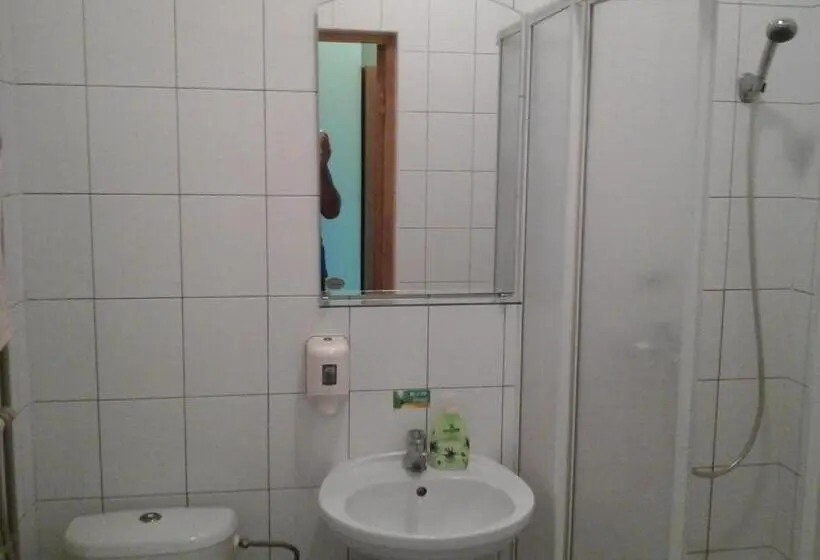 اتاق راحتی, Skaistažiedė