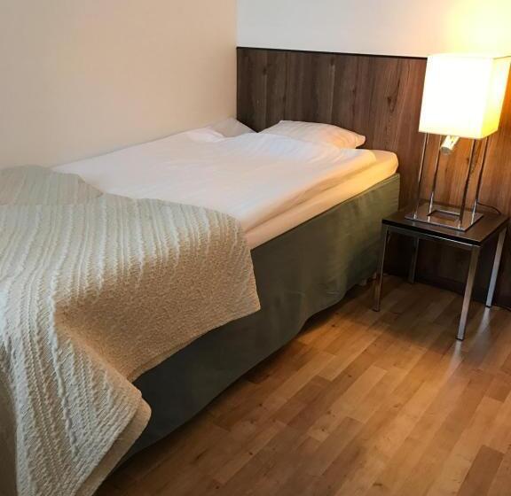 Номер Стандарт Индивидуальный, Strand City Hotell