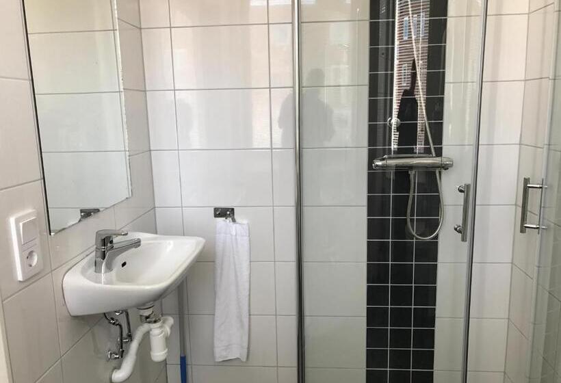 Номер Стандарт Индивидуальный, Strand City Hotell