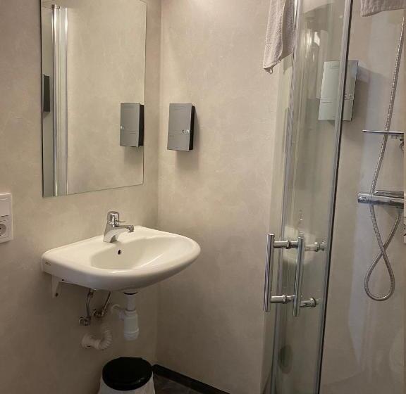 Номер Стандарт Индивидуальный, Strand City Hotell