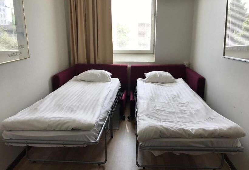 Четырехместный Номер Economy, Strand City Hotell