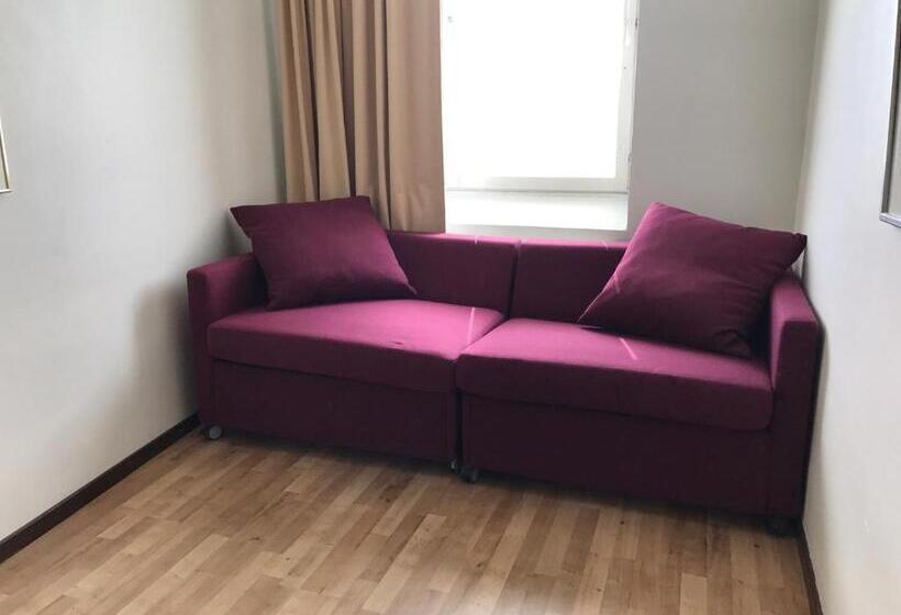 Четырехместный Номер Economy, Strand City Hotell