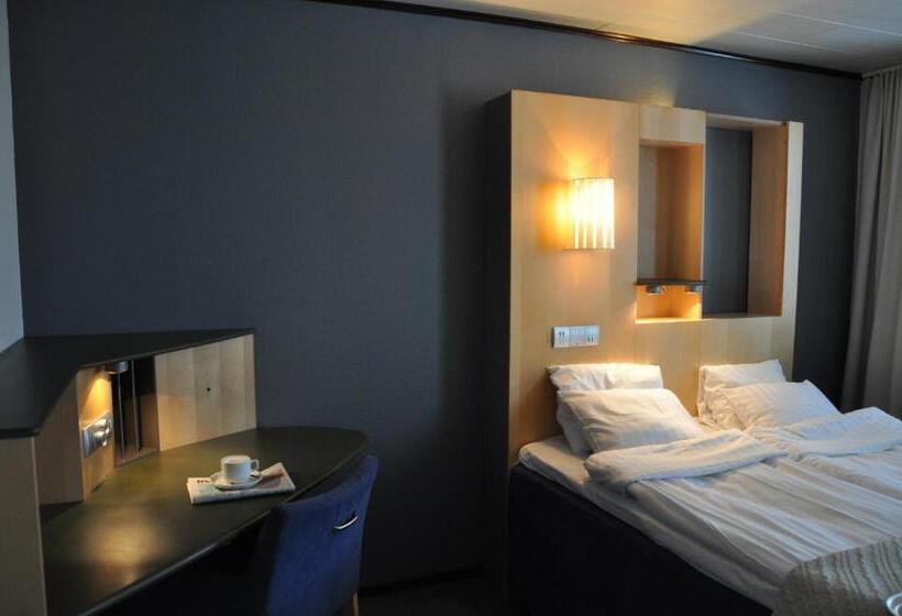 Номер Стандарт, Strand City Hotell