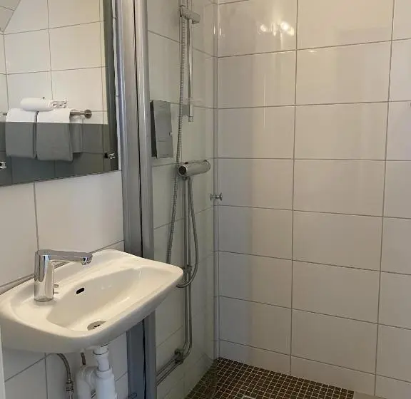 Sviitti Merinäkymä, Strand City Hotell