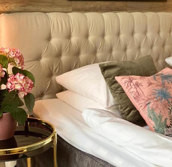 Люкс Вид на Море, Strand City Hotell