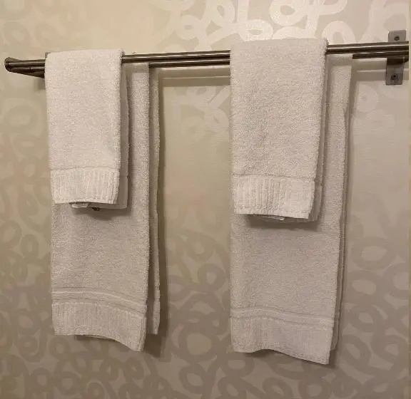 Perhehuone, Strand City Hotell