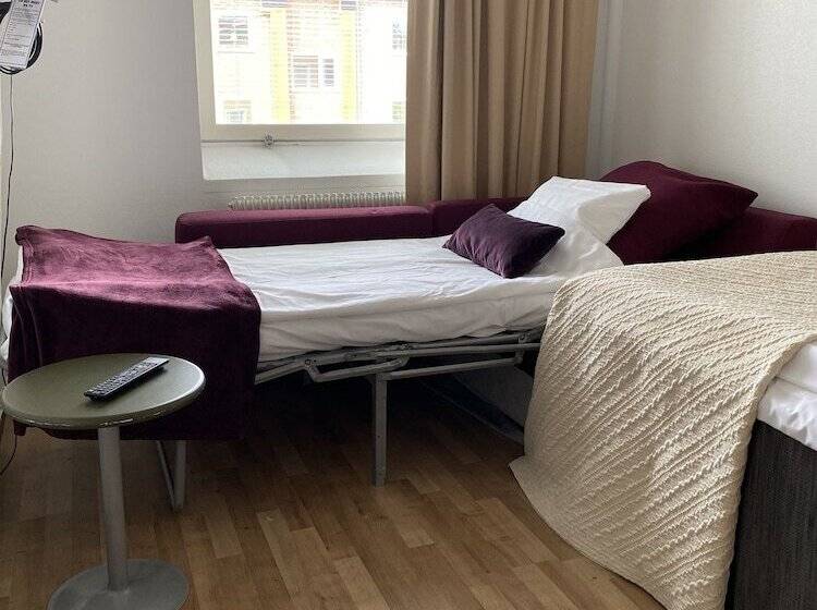 Номер Стандарт Индивидуальный, Strand City Hotell