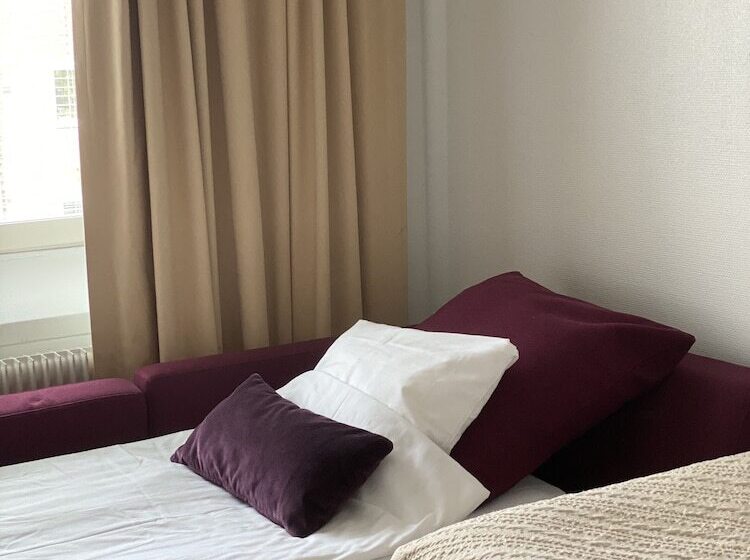 Номер Стандарт Индивидуальный, Strand City Hotell