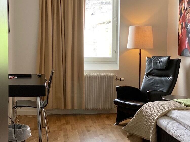 Номер Стандарт Индивидуальный, Strand City Hotell