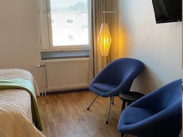 Семейный Номер, Strand City Hotell